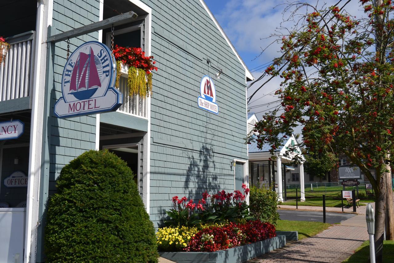 The Ship Motel Alexandria Bay Eksteriør bilde
